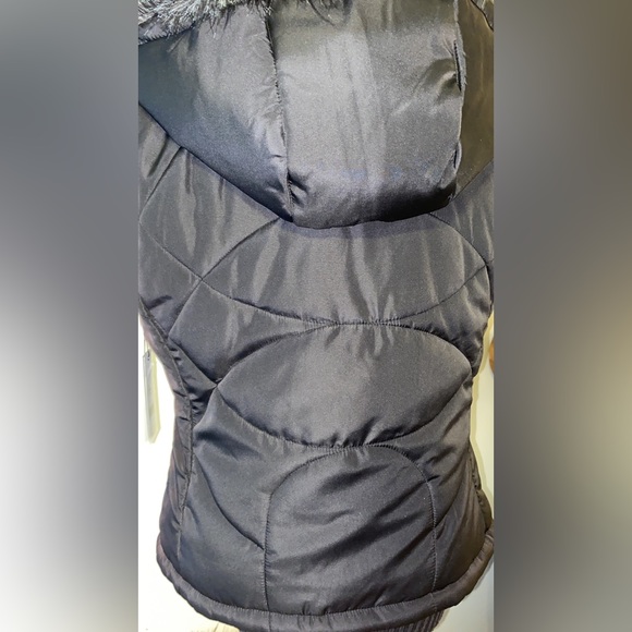 Calvin Klein Womens Black Quilted Faux Fur Puffer Vest Outerwear - Picture 16 of 16